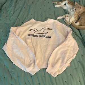Hollister pink sweater size meduim